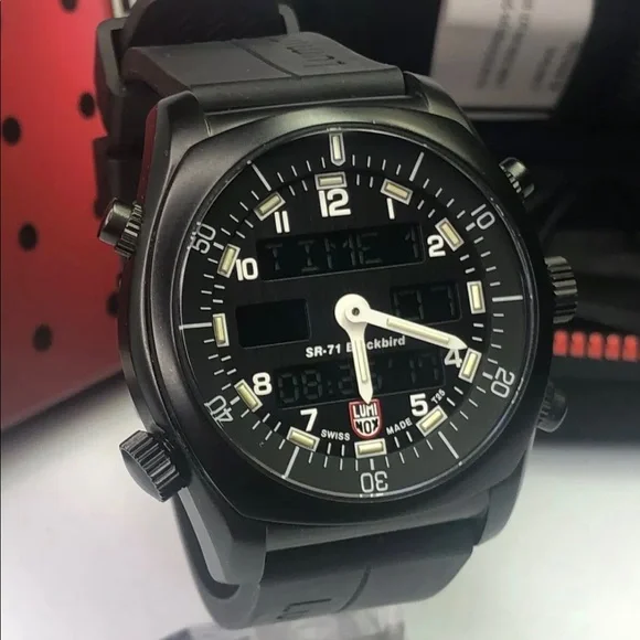 Luminox SR-71 Blackbird Special